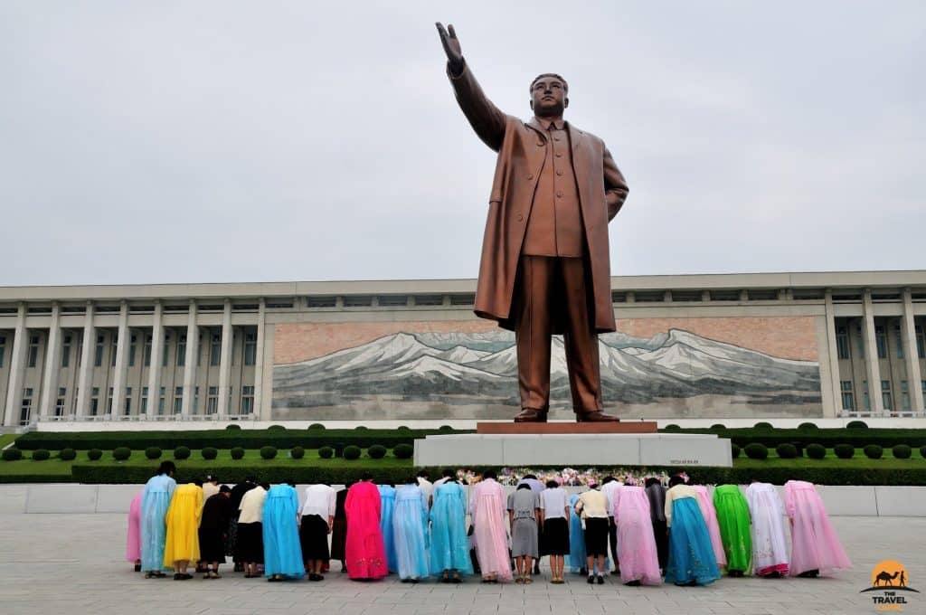 Bowing Before The Feet Of The Great Leader - Mt Mansu, Pyongyang, North Korea