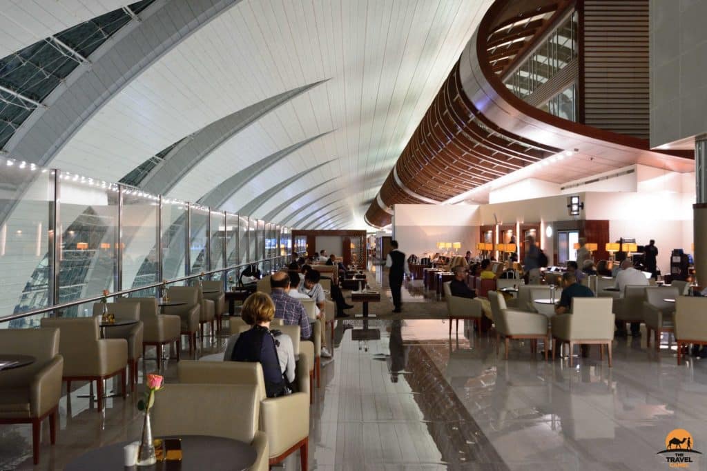 Emirates Business Class Lounge Terminal Course Concourse B - Dubai, United Arab Emirates